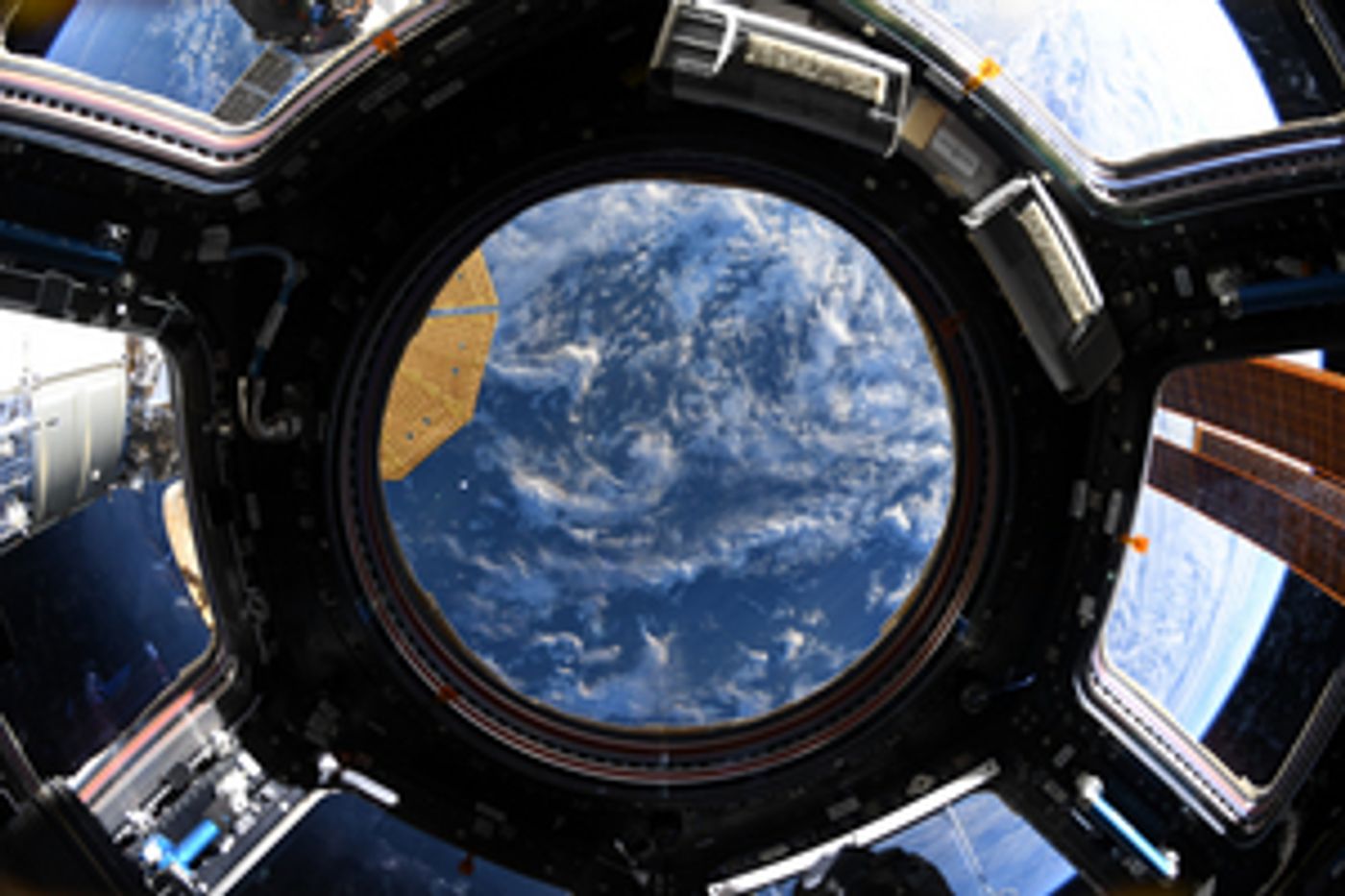 Review: SPACE STATION EARTH, Royal Albert Hall  Image