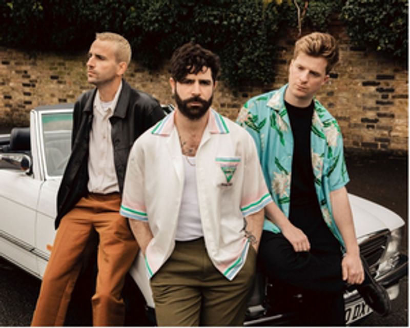 Foals Share Their New Song '2001' Image