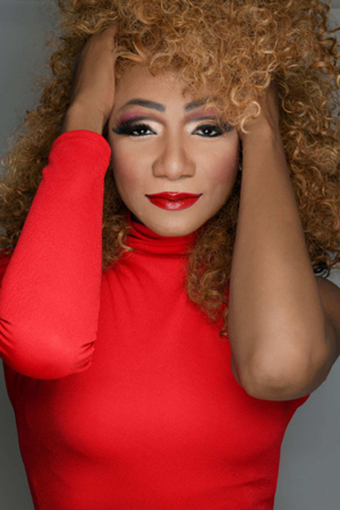 Kevin Smith Kirkwood's CLASSIC WHITNEY: ALIVE! Returns to Joe's Pub in June  Image