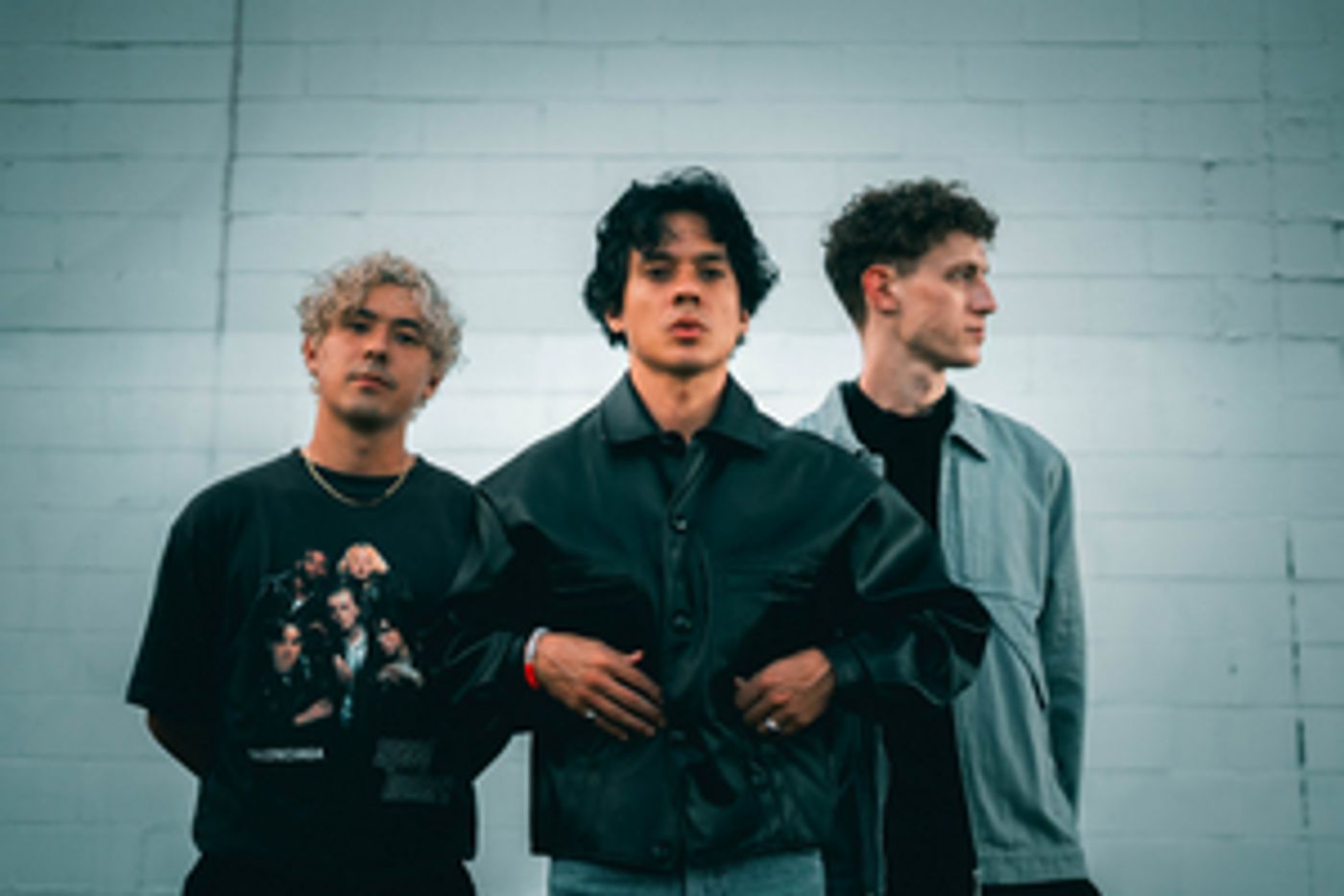 Indie-Rock Trio Last Dinosaurs Announce New Album 'From Mexico With Love'  Image