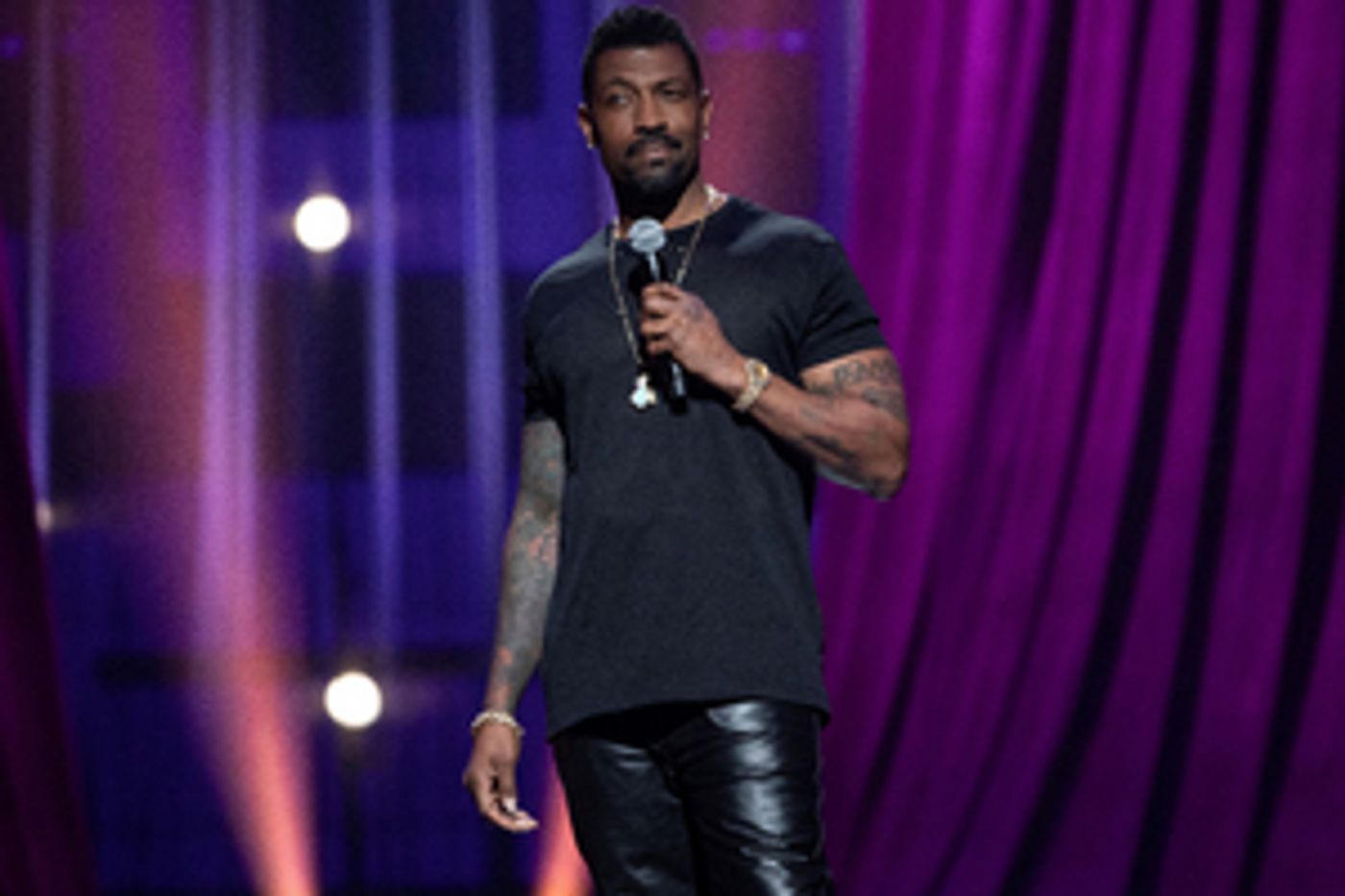 Deon Cole Brings One-Night-Only Performance To Encore Theater This Labor Day Deon Cole Brings One-Night-Only Performance To Encore Theater This Labor Day Image