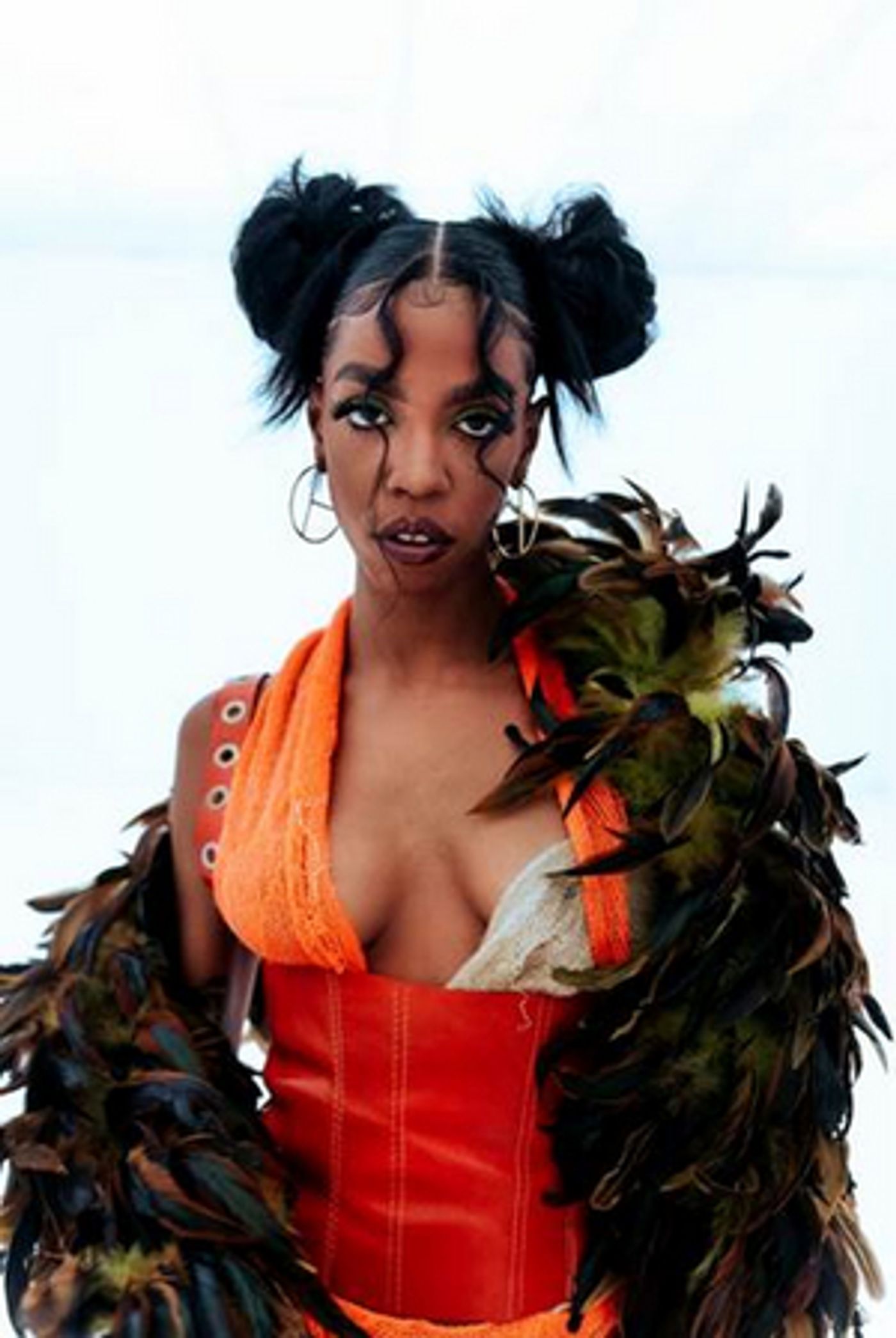 BAYLI Releases New Single 'think of drugs' BAYLI Releases New Single 'think of drugs' Image