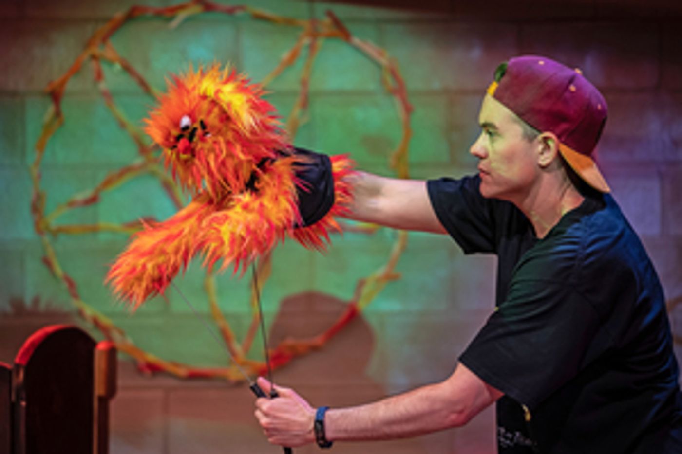 Review: HAND TO GOD at Copley Theatre  Image