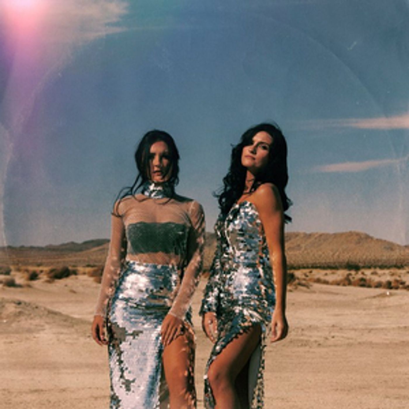 Presley & Taylor To Make Multiple Appearances CMA Fest Week Presley & Taylor To Make Multiple Appearances CMA Fest Week Image