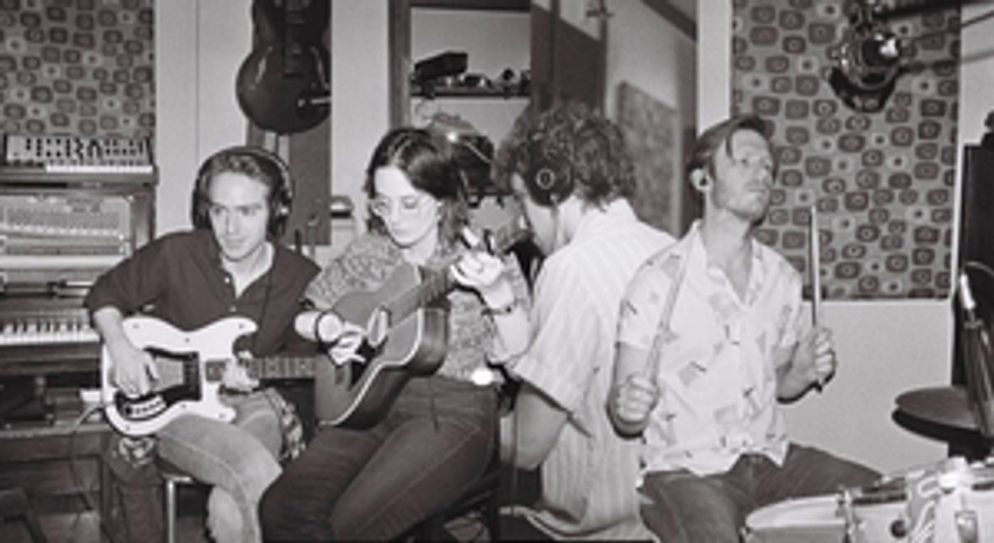 Neighbor Lady Reveal 'Taking U 4 a Ride' Off Forthcoming LP 'for the Birds' Neighbor Lady Reveal 'Taking U 4 a Ride' Off Forthcoming LP 'for the Birds' Image