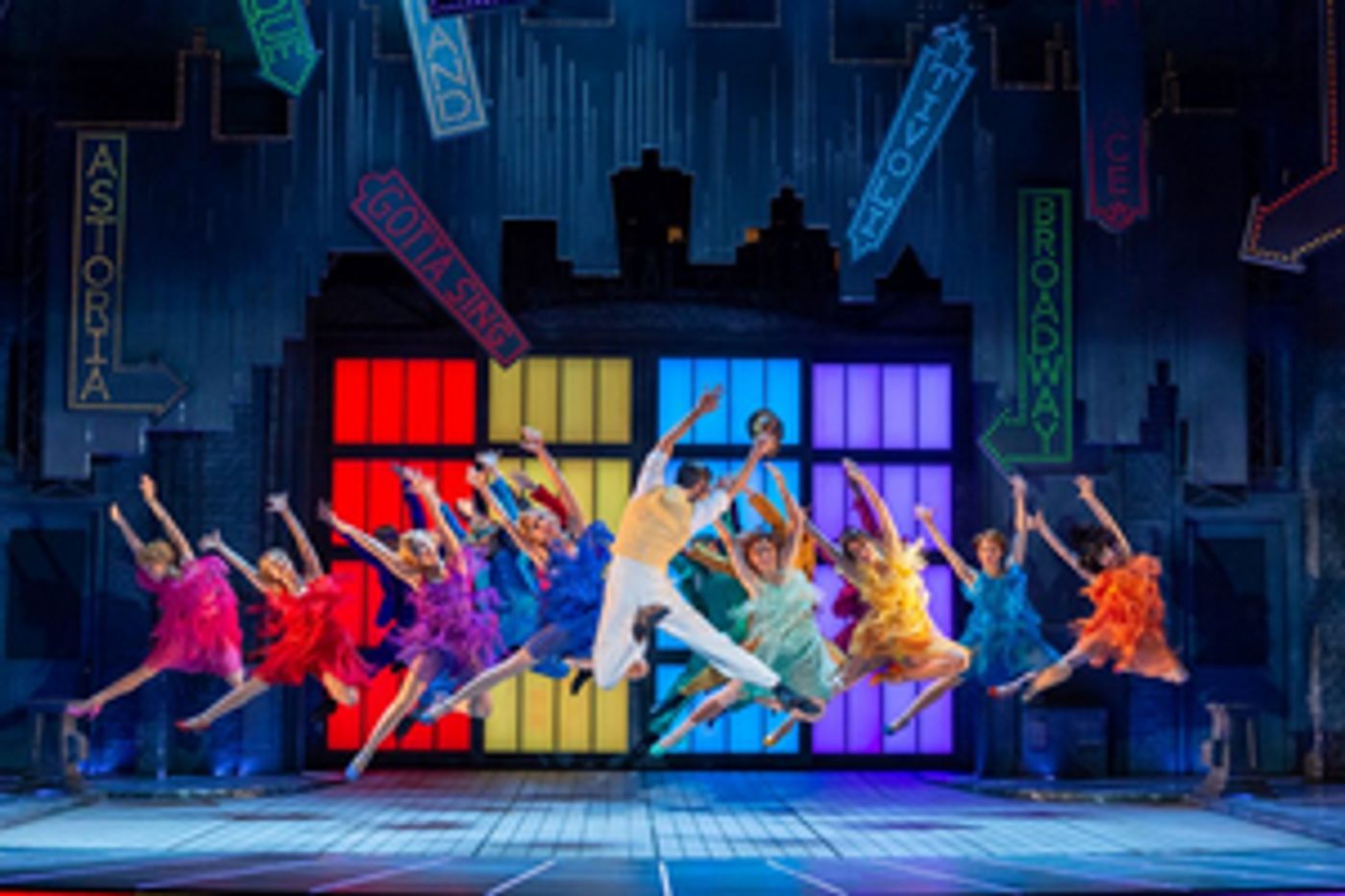 Review: SINGIN' IN THE RAIN, Birmingham Hippodrome  Image