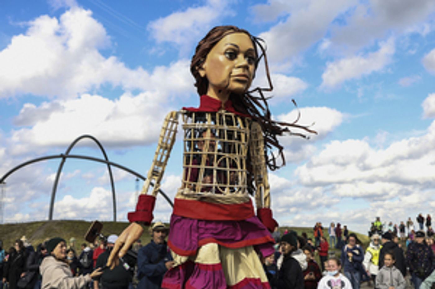 Amal, the 12-Foot-Tall Puppet of a Refugee Syrian Girl, is Coming to New York This Fall  Image