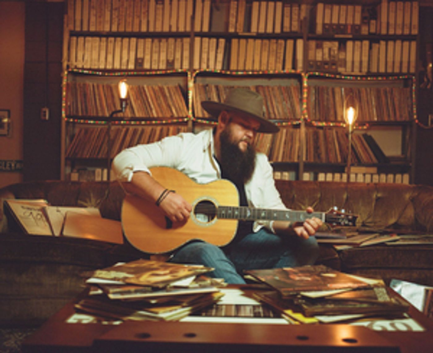 VIDEO: Larry Fleet Shares Live Performance Video of Unreleased Track 'Having a Girl' VIDEO: Larry Fleet Shares Live Performance Video of Unreleased Track 'Having a Girl' Image