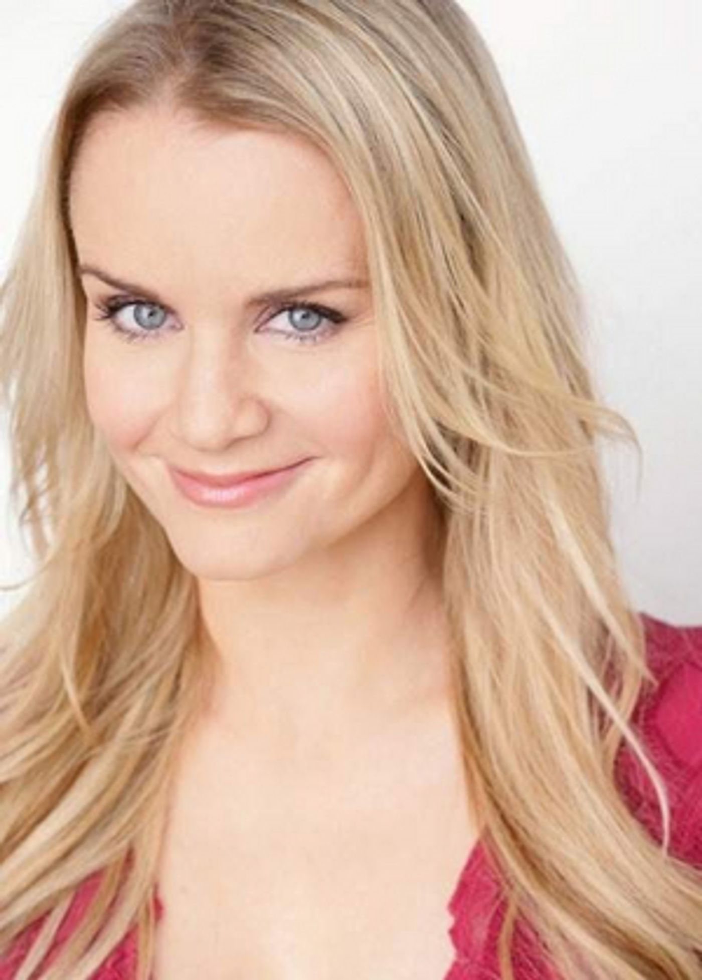 Kate Reinders Will Host the 2022 Jimmy Awards; Stream Live Monday at 7:30pm  Image