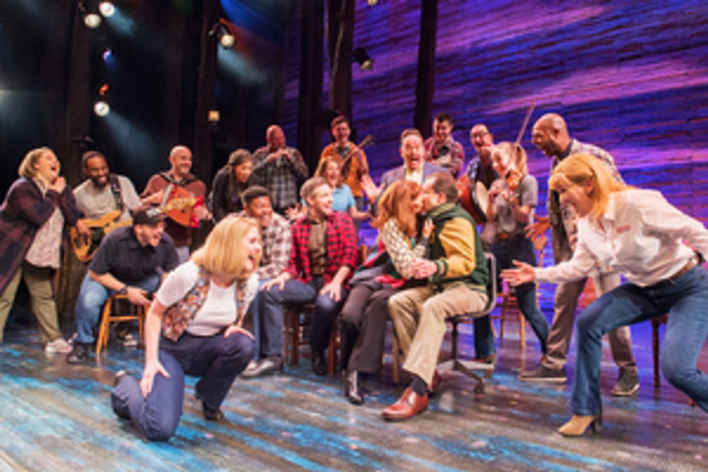 COME FROM AWAY Will Close in the West End on 7 January  Image