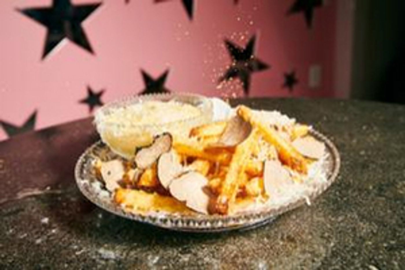 SERENDIPITY3 in NYC “Most Expensive French Fries” for National French Fry Day on 7/13  Image