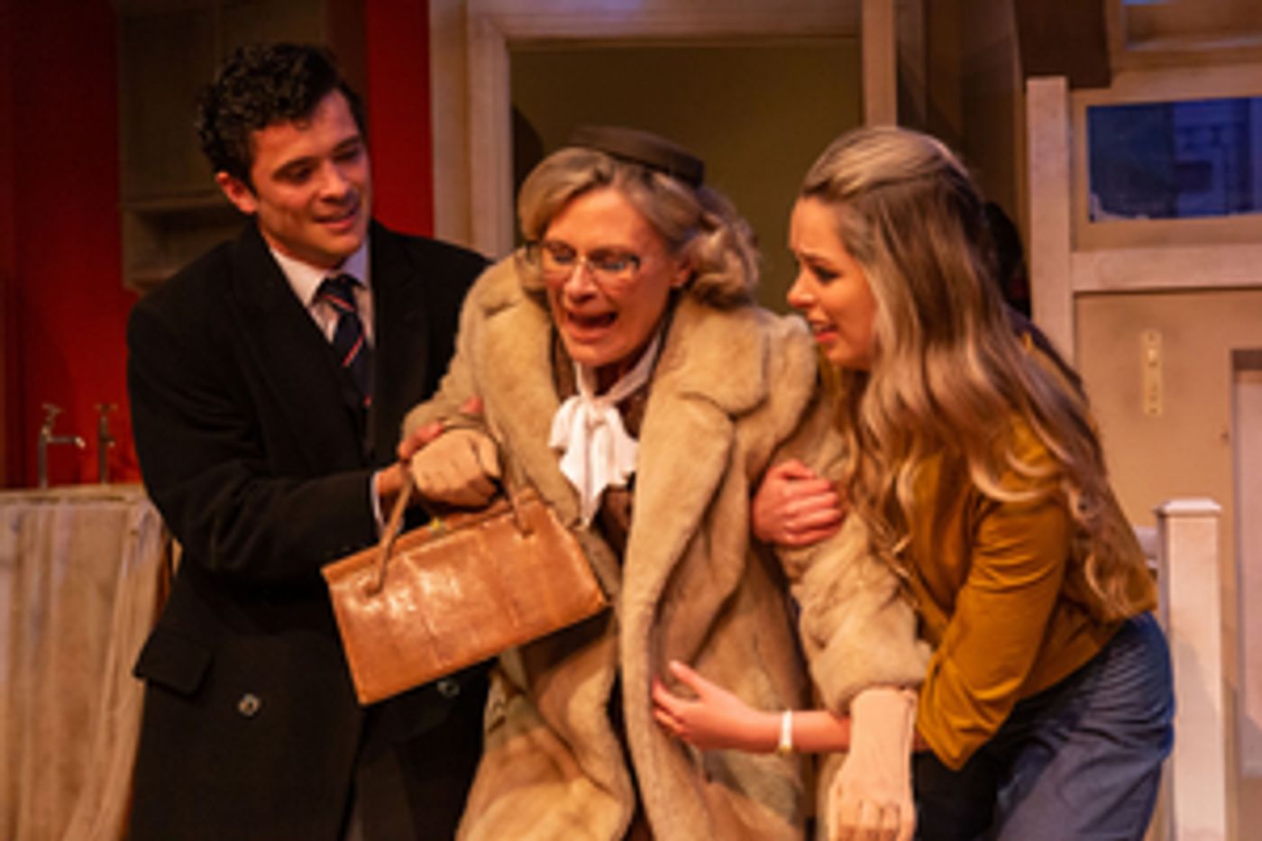 Review: BAREFOOT IN THE PARK, The Mill At Sonning  Image