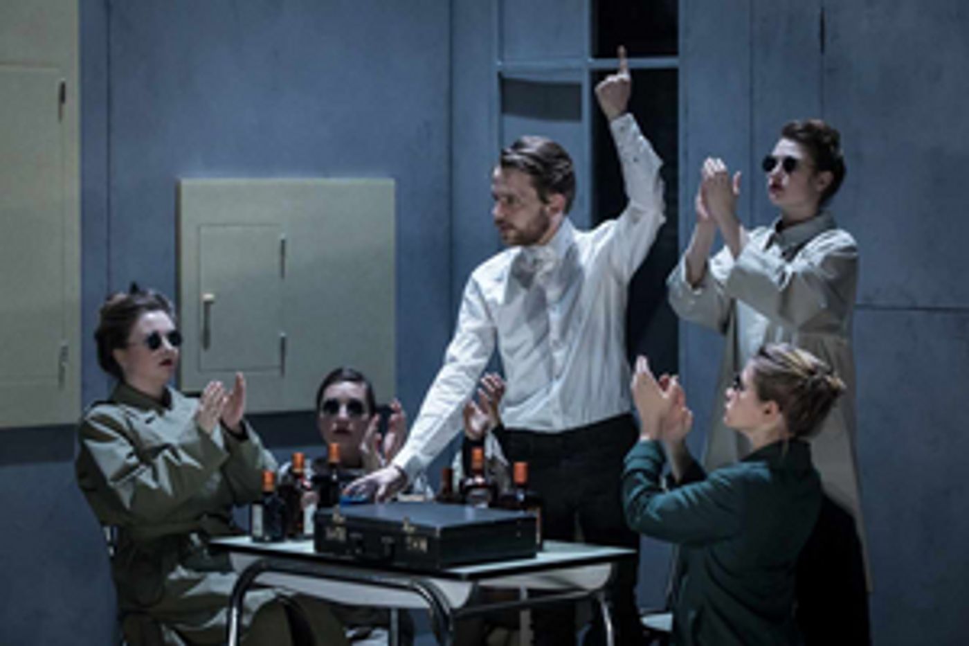 Review: The Festival d'Avignon Presents LE NID DE CENDRES By SIMON FALGUIÈRES  Image
