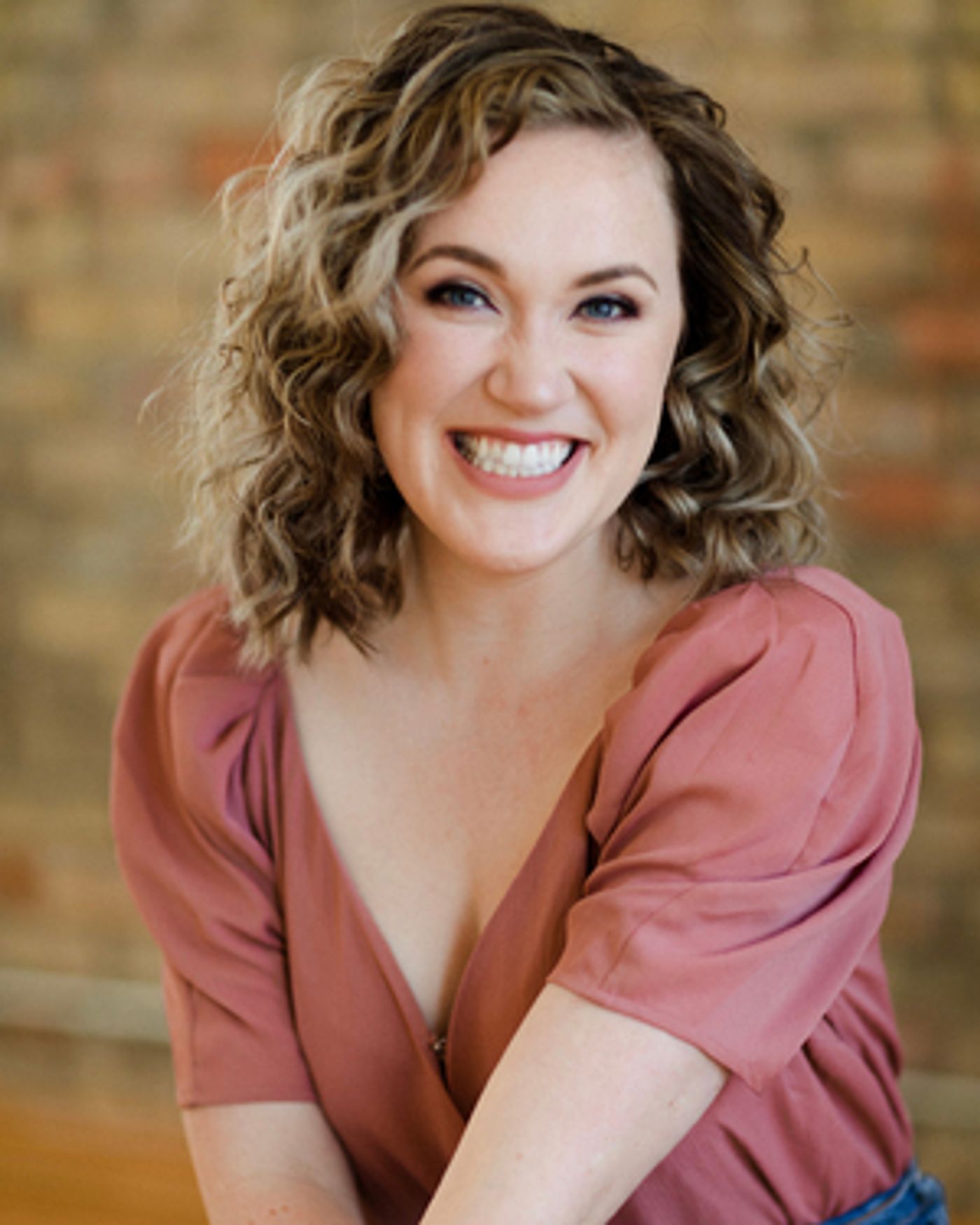 Interview: Annika Isbell of BRINGING UP BABY MAMA at Smartmouth Comedy Co.  Image