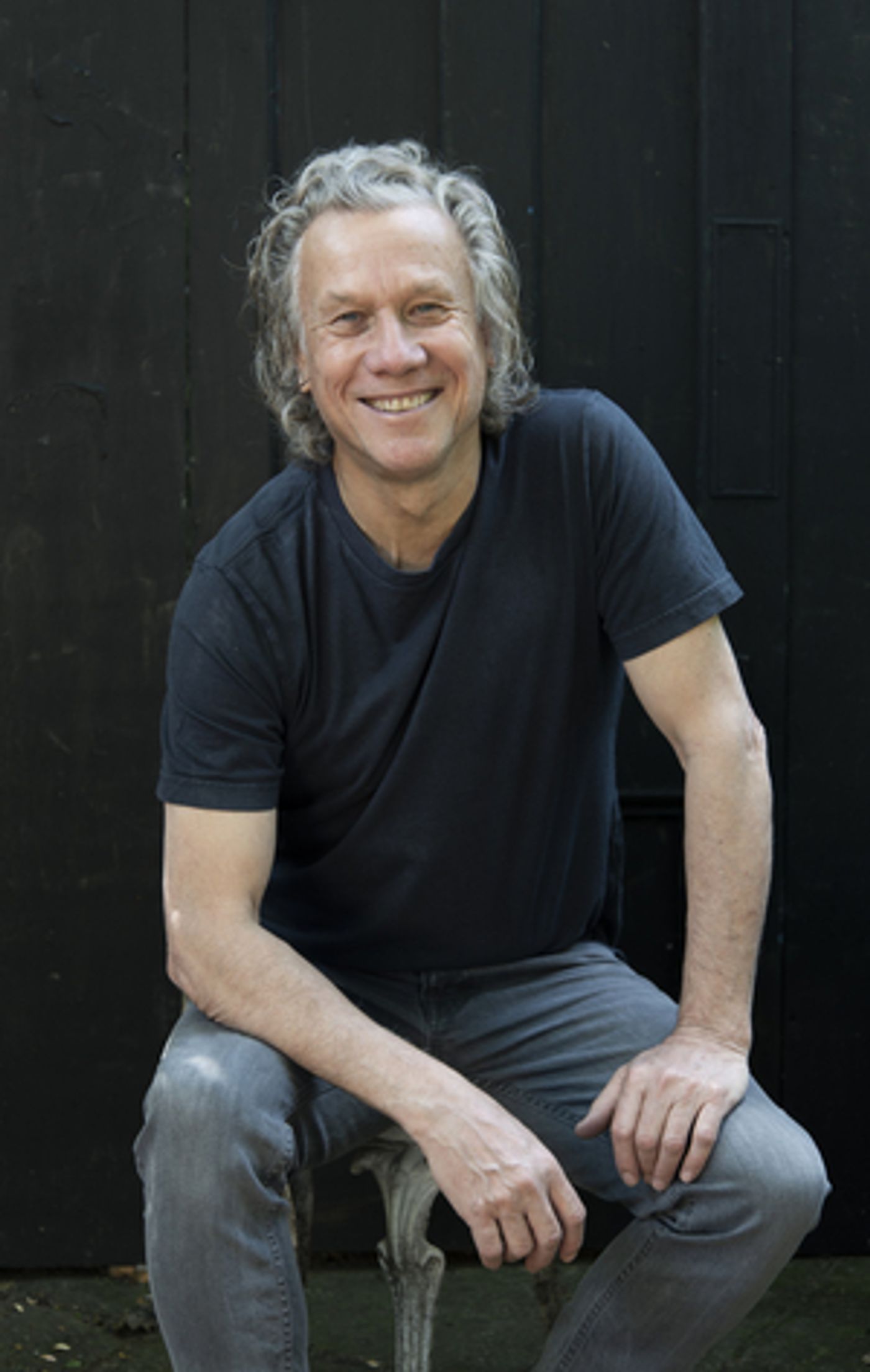 Peter Duncan Will Star in UK Tour of New Ghost Story WHEN DARKNESS FALLS  Image