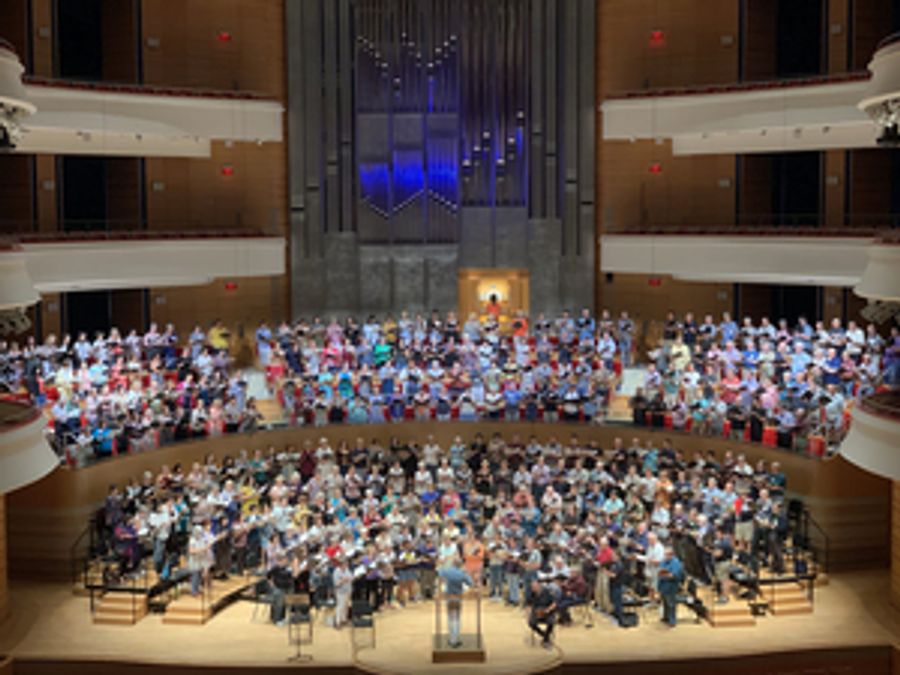 Pacific Chorale Presents Free Concert At Segerstrom Center For The Arts, August 14 Image