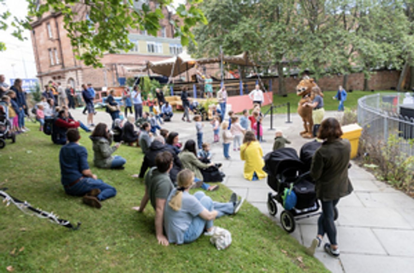 Edinburgh International Book Festival Announces Communities Programme and Citizen Events This August  Image