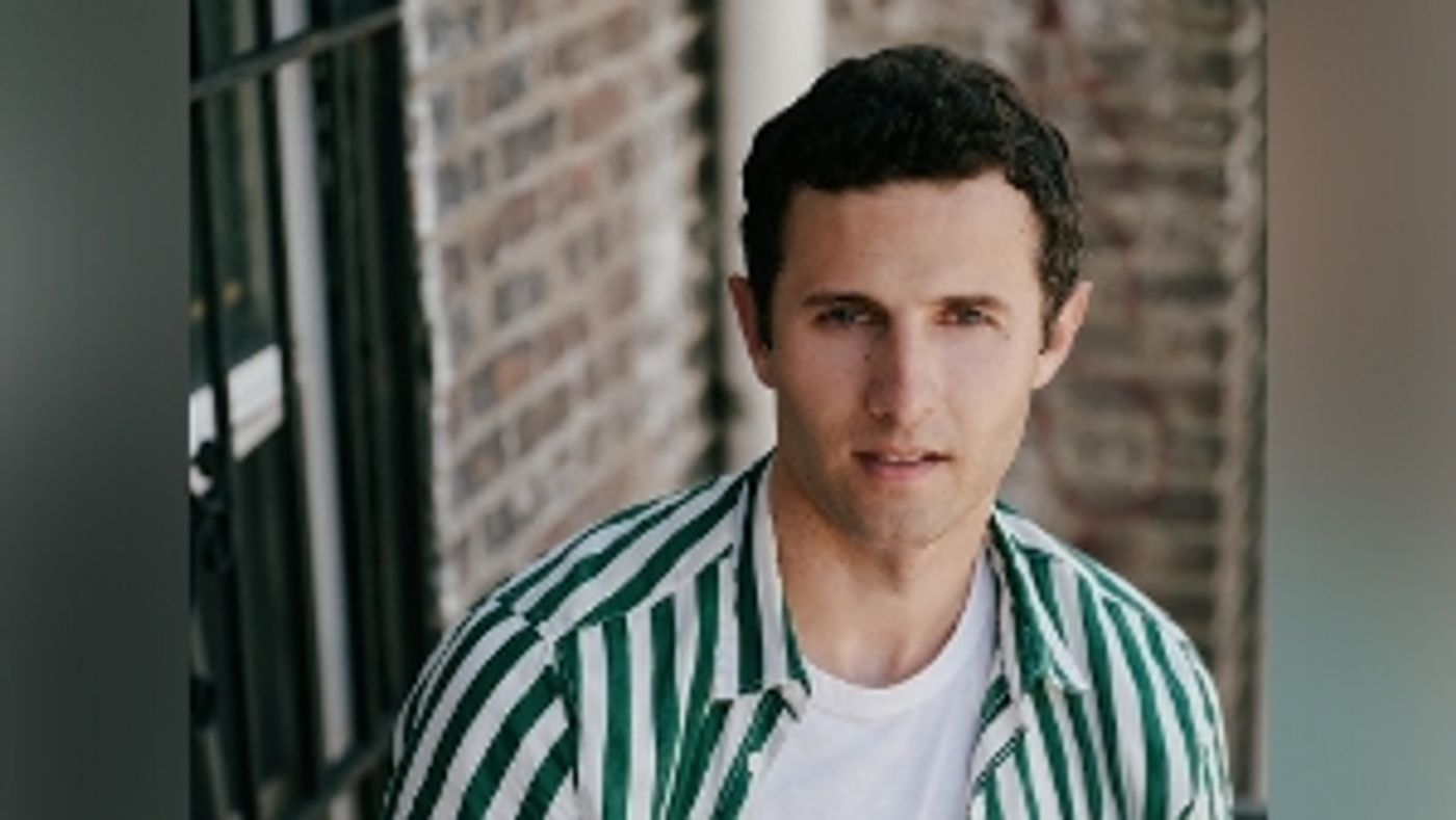 10 Videos To Count The Days Till The Debut Of ROE HARTRAMPF at 54 Below  Image