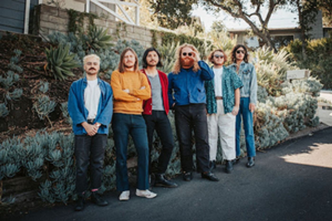 LA's Hooveriii Release New Album 'A Round Of Applause'  Image