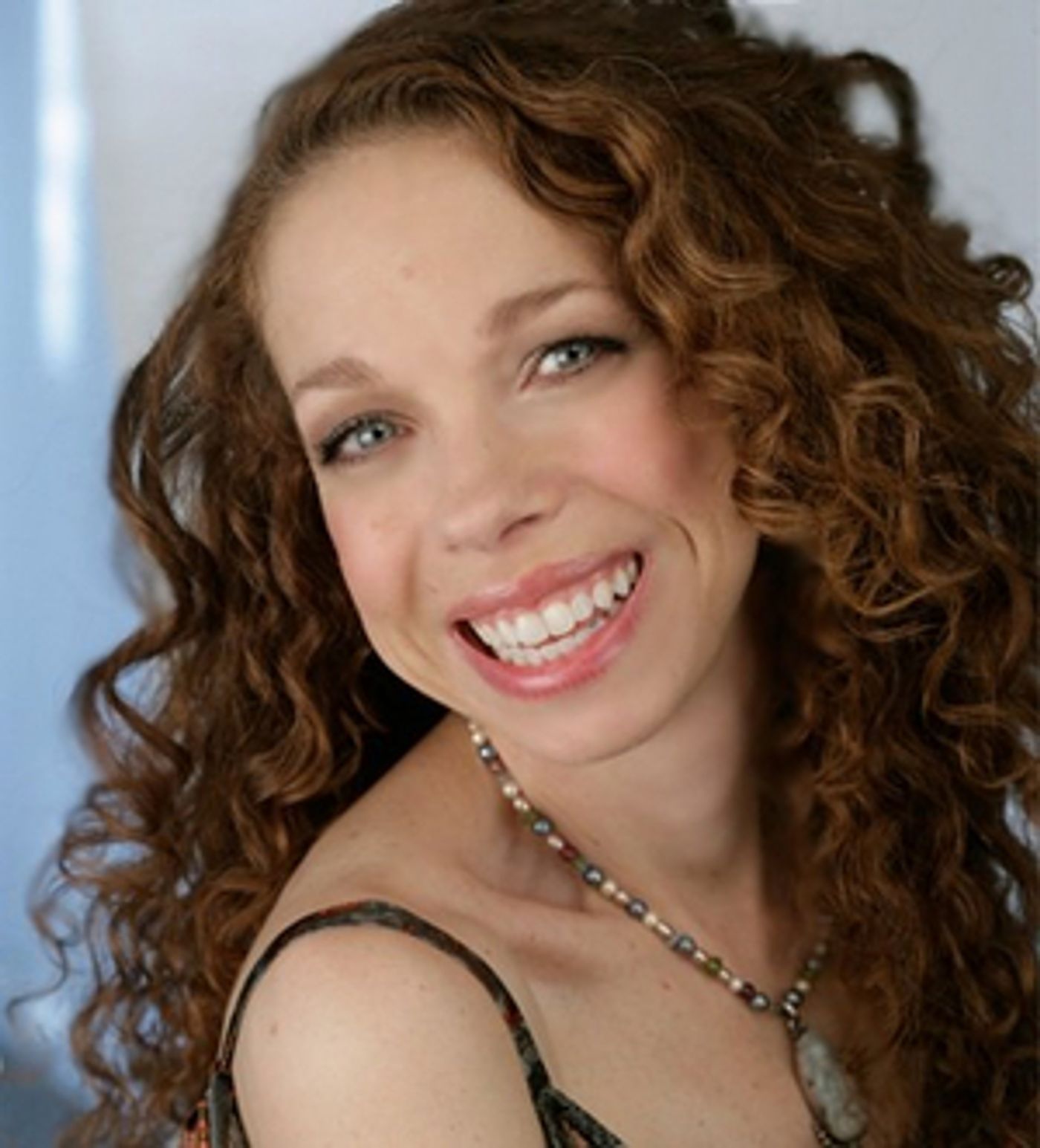 Jennifer Butt, Original Broadway Cast Member of LES MISERABLES, Dies at 64  Image