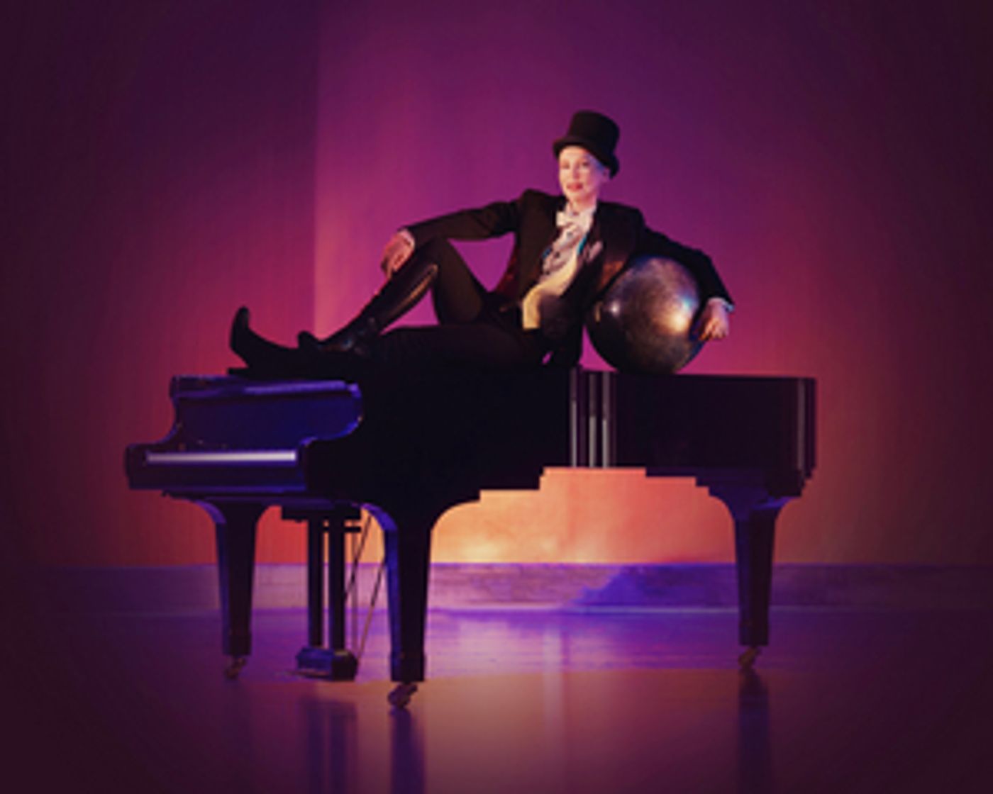 Royal & Derngate And English Touring Opera Present SCENE UNSEEN  Image