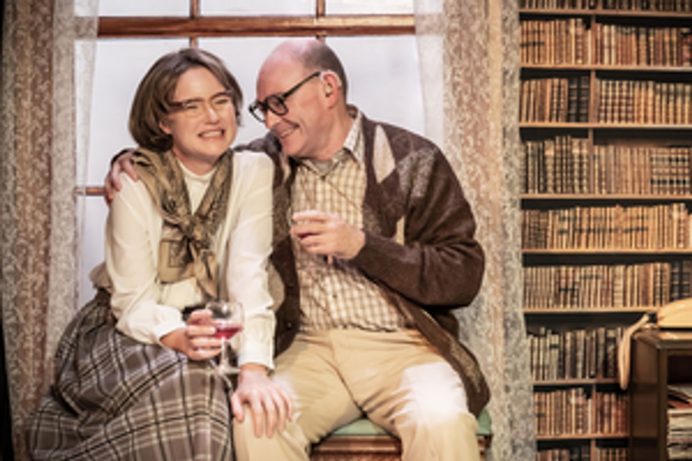 Review: LARKIN WITH WOMEN, Old Red Lion Theatre  Image