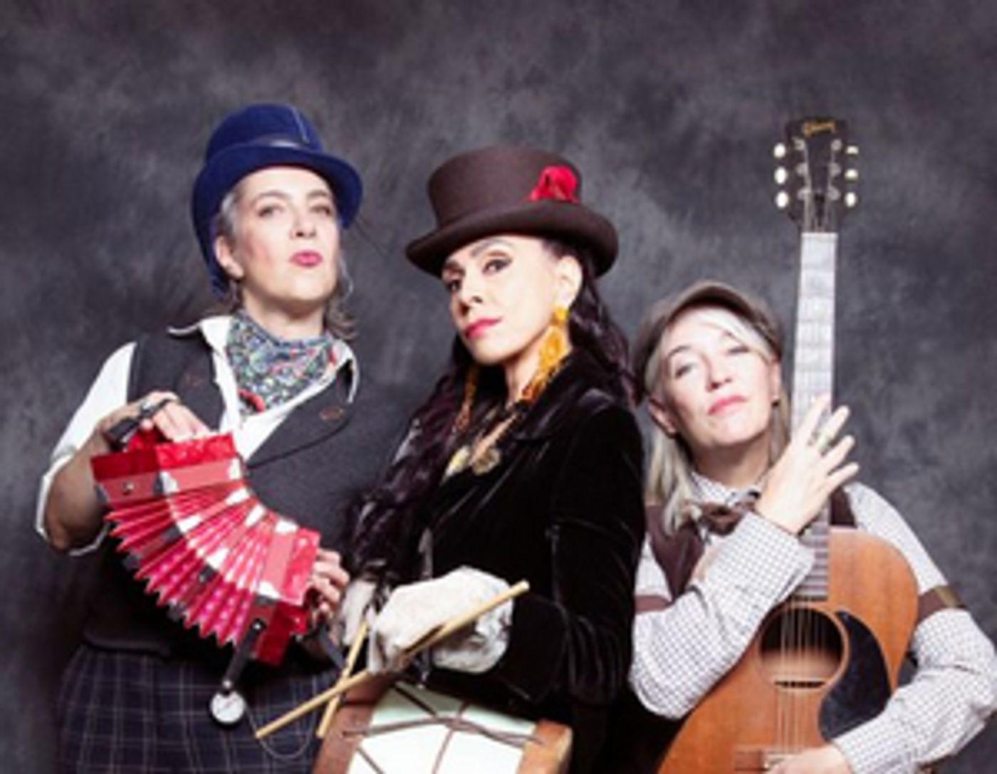 VICKIKRISTINABARCELONA Comes to Teatro da Trindade This Month  Image