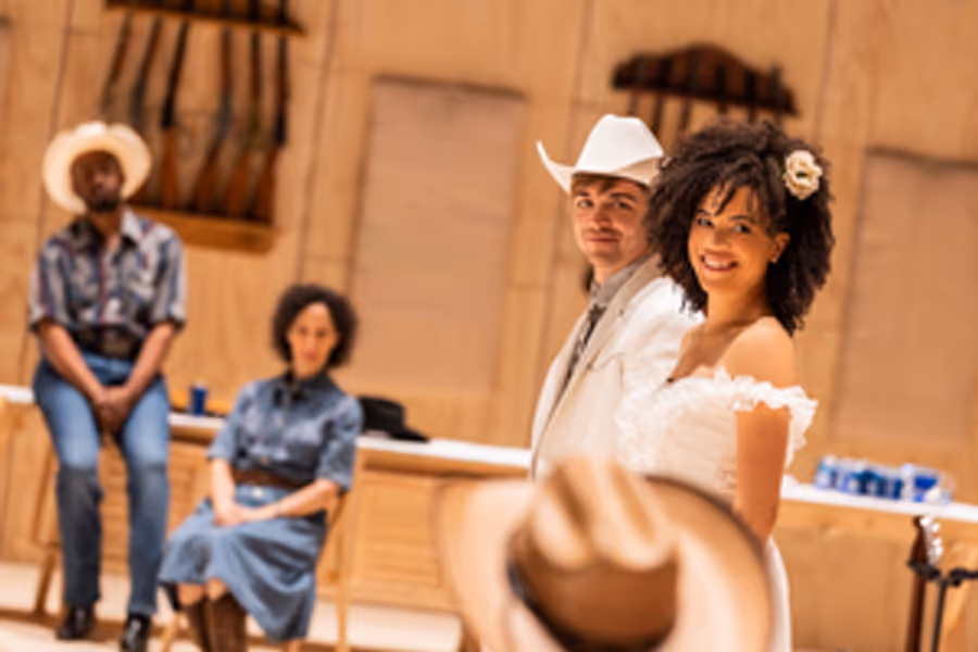 Review: OKLAHOMA at Ahmanson Theatre Image
