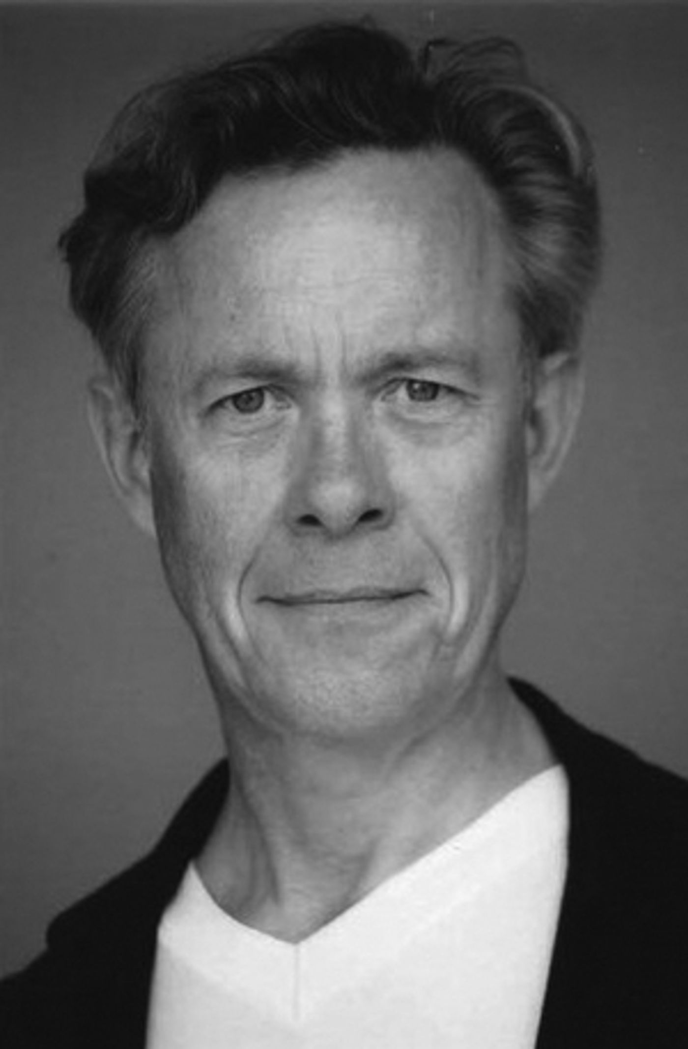 Alex Jennings Joins the London Philharmonic Orchestra in Schoenberg's GURRELIEDER  Image
