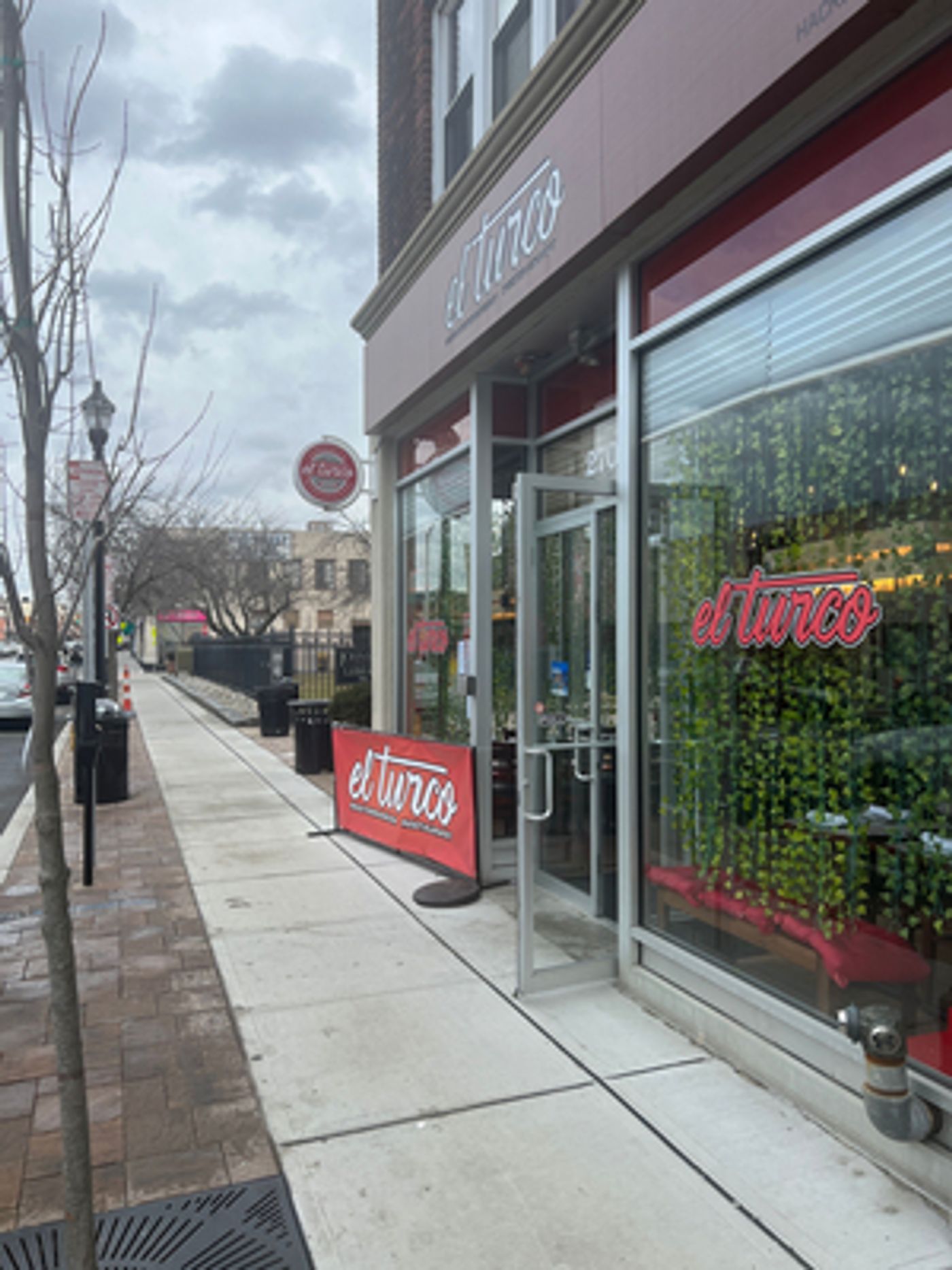 ArtsBergen to Present Award-Winning Artists Howdy Stranger and Claudia Porter at SACKtoberfest  Image