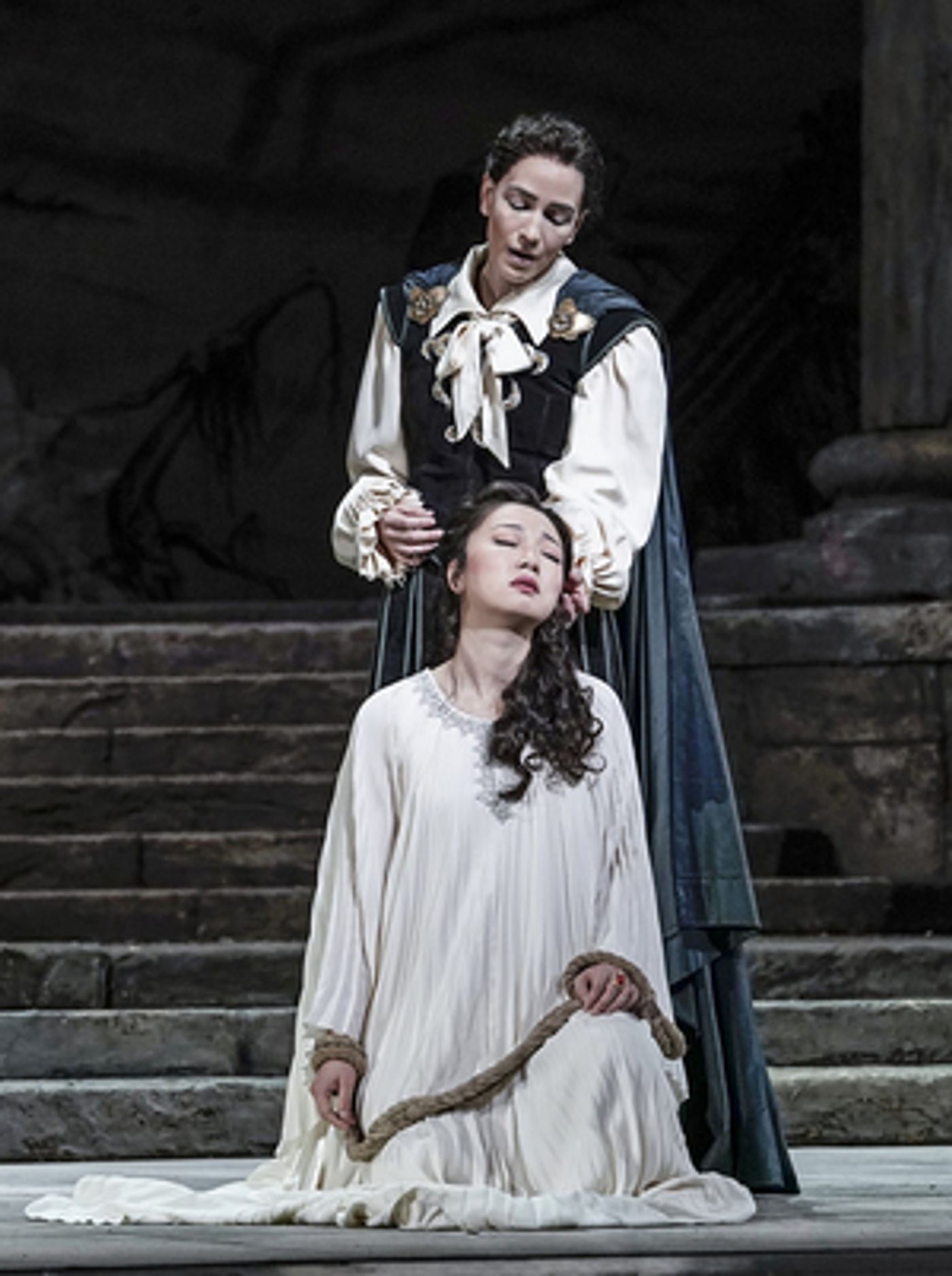 Review: IDOMENEO Returns to Met with Splendid Spyres, Glistening Fang, under Honeck's Fluid Conducting in House Debut  Image