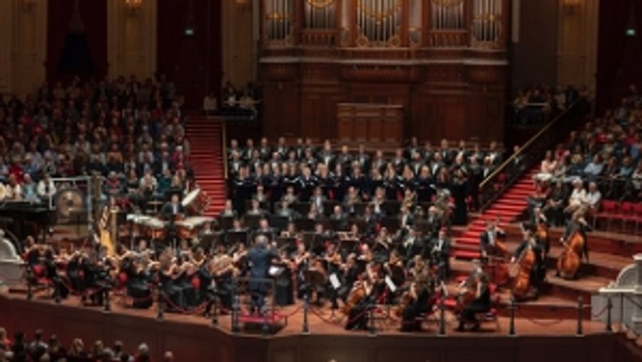 Feature: OEKRAÏENS ORKEST EN KOOR GEVEN NEDERLANDSE CONCERTEN! Image