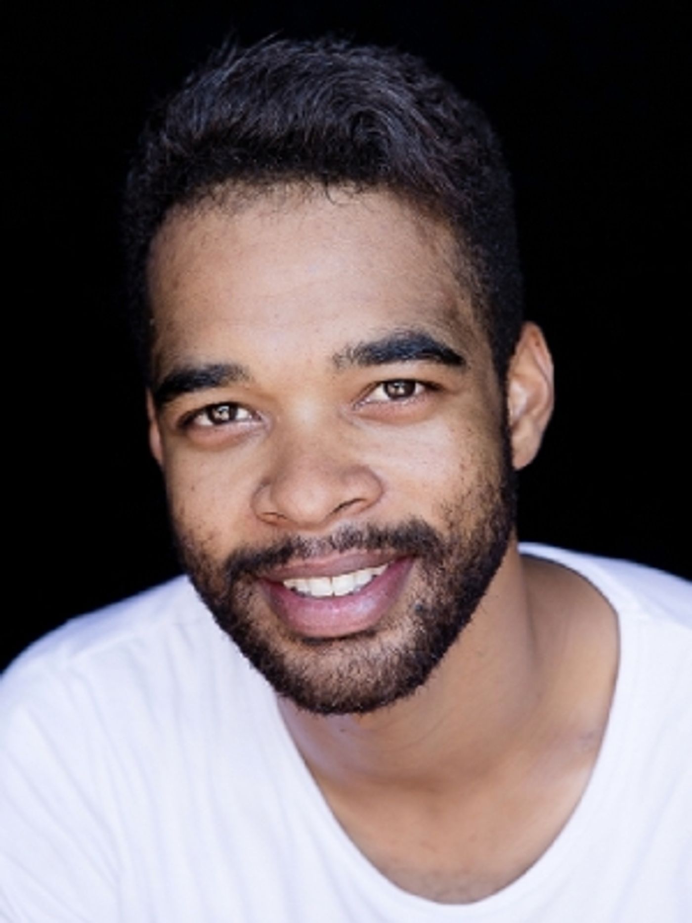 Interview: Carlo Daniels joins the cast of THE UNLIKELY SECRET AGENT  Image