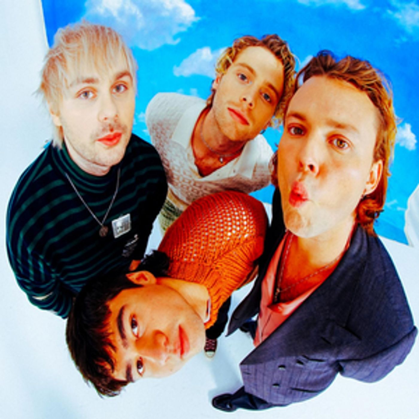 VIDEO: 5 Seconds of Summer Share Music Video for 'Older (ft. Sierra Deaton)'  Image