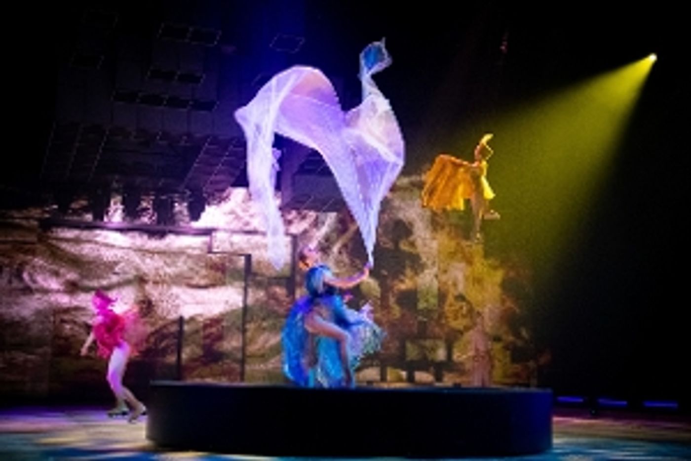 Feature: AL 50.000 KAARTEN VERKOCHT VOOR SUPERNOVA VAN HOLIDAY ON ICE!  Image