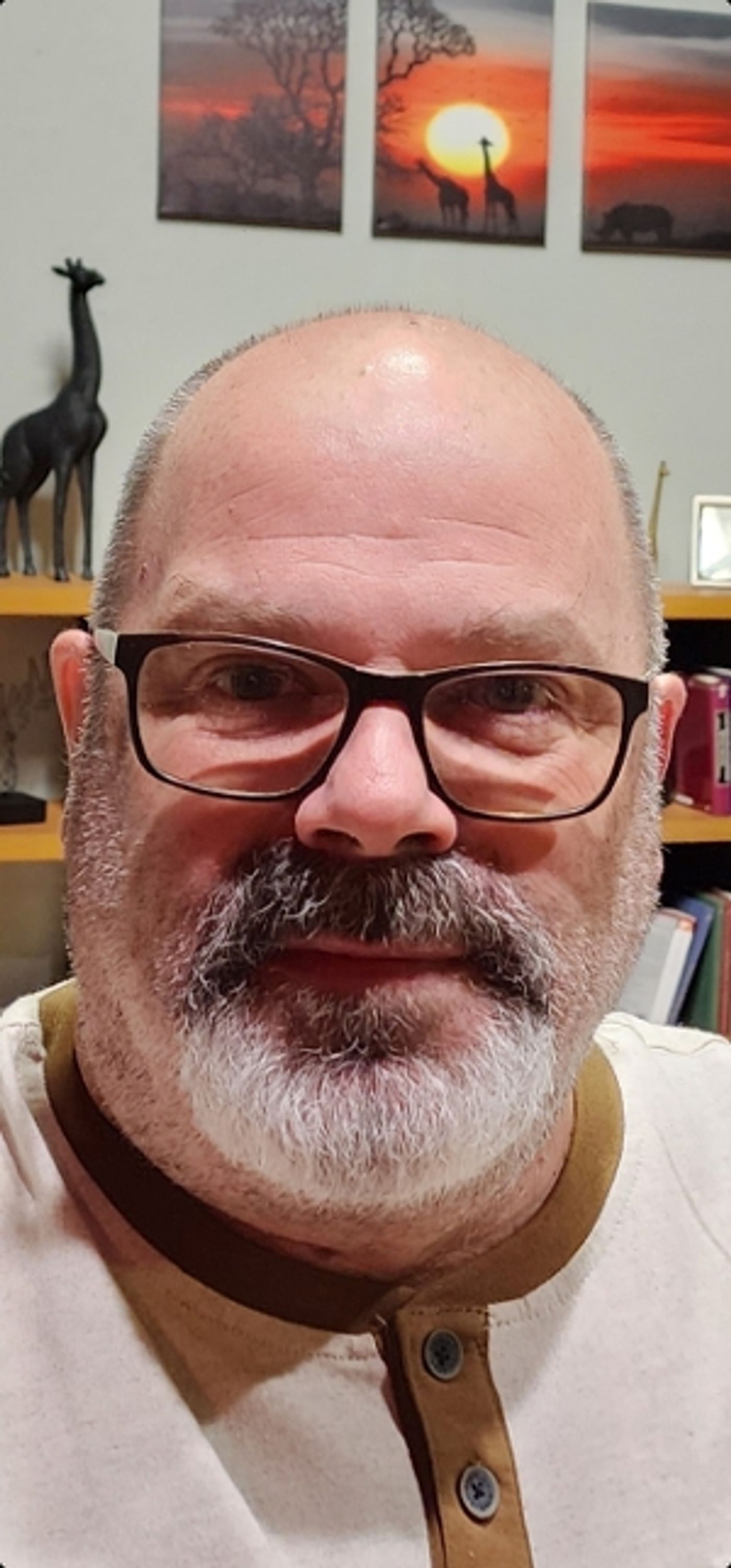 Interview: Mead Winters of GOD OF CARNAGE at Nutley Little Theatre  Image