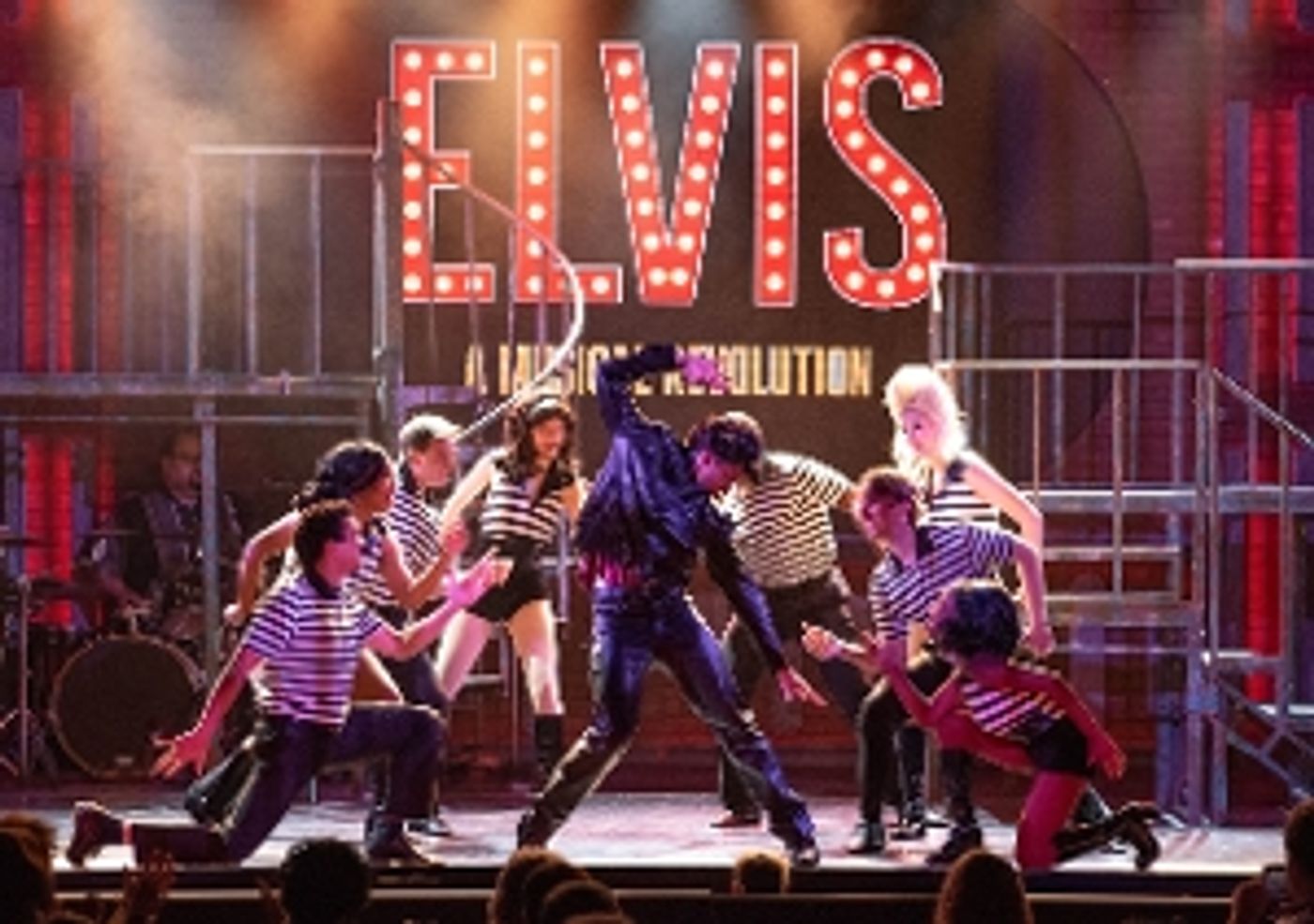 Interview: William Draper of ELVIS: A MUSICAL REVOLUTION at Dutch Apple Dinner Theatre Interview: William Draper of ELVIS: A MUSICAL REVOLUTION at Dutch Apple Dinner Theatre Image