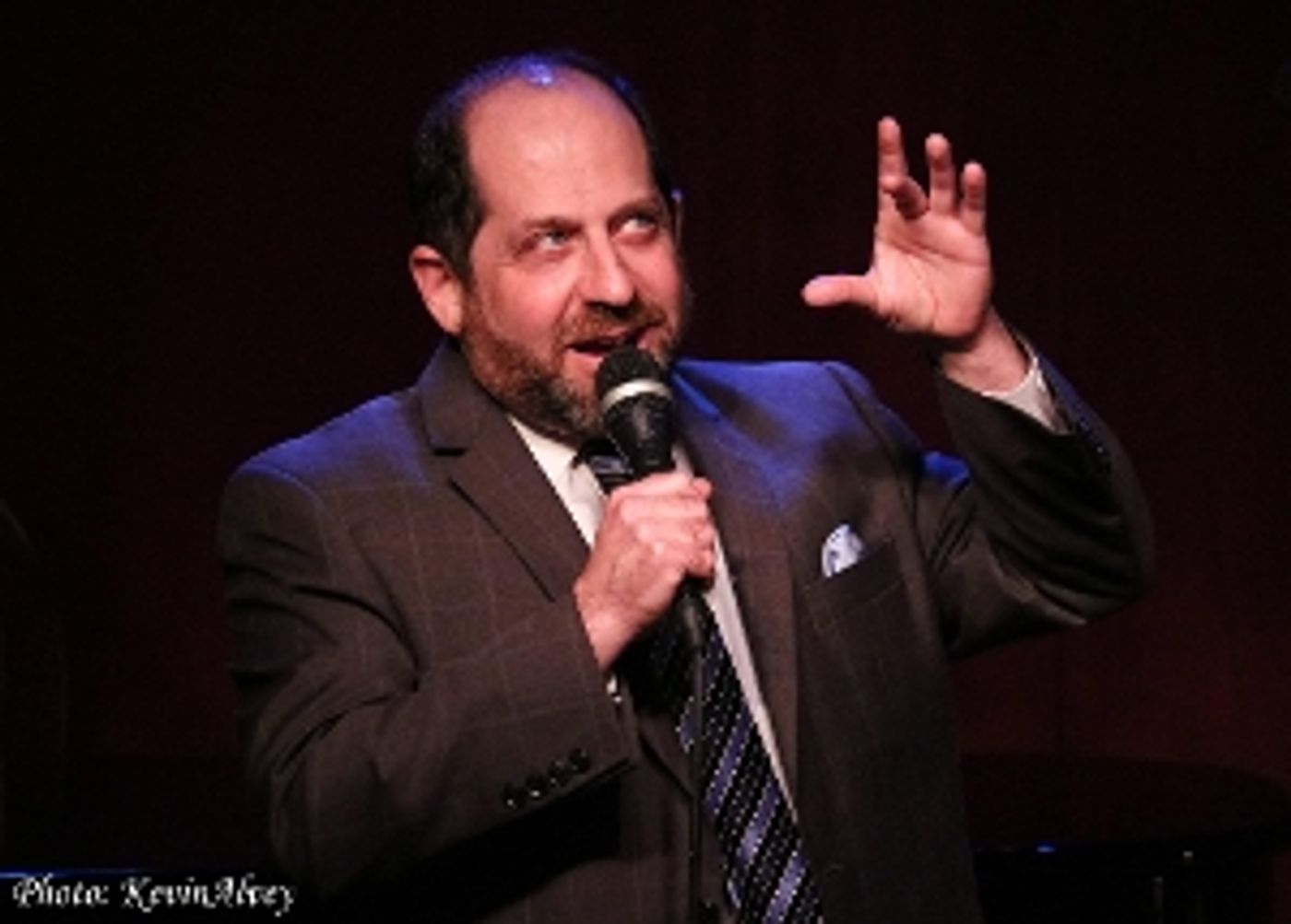 F. Murray Abraham Announced As Guest For Jason Kravits' OFF THE TOP! at Joe's Pub  Image