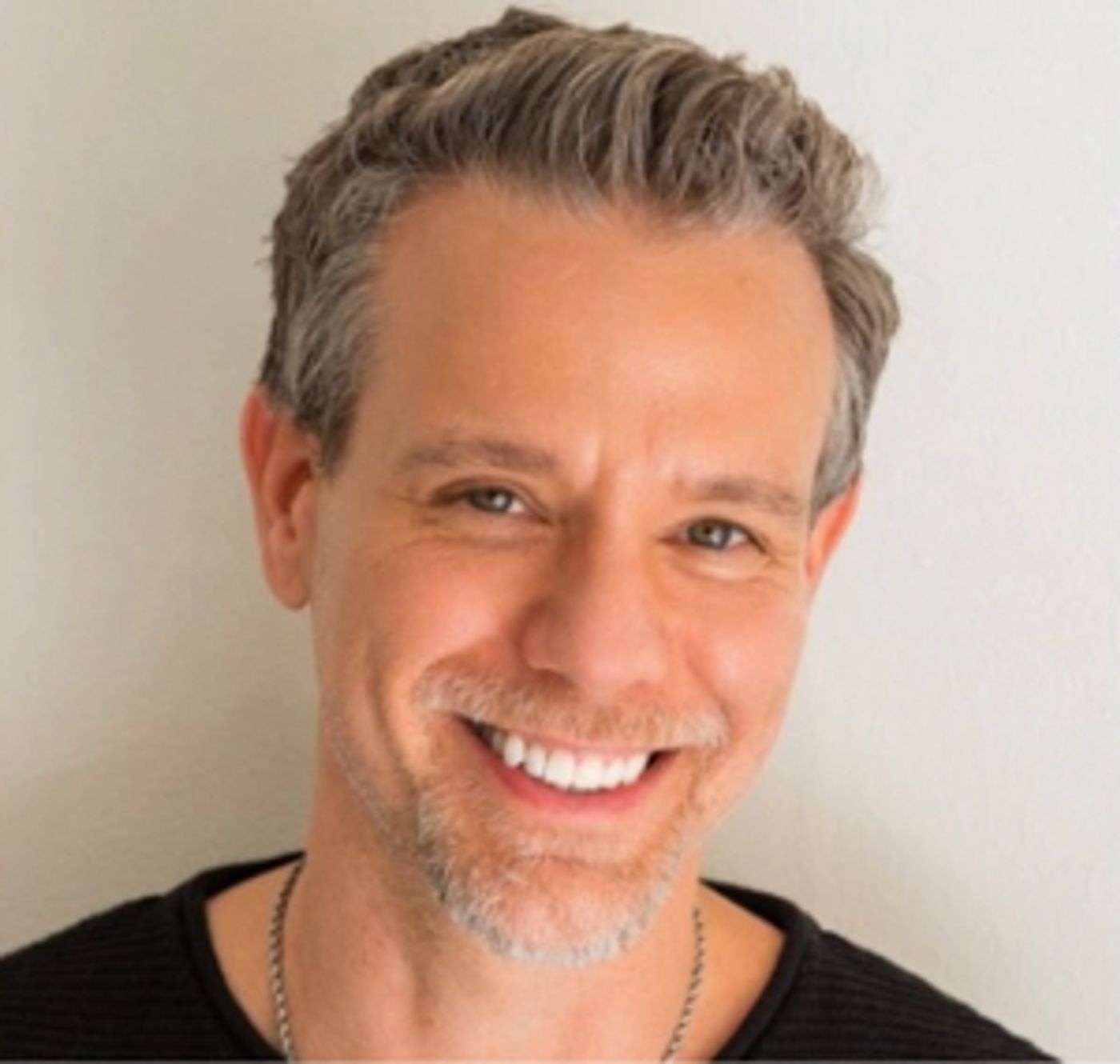 Interview: Adam Pascal of ADAM PASCAL AT 54 BELOW  Image