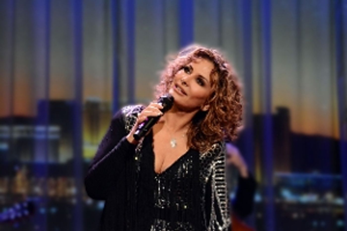 Feature: An Evening With Giada Valenti Brings Love Songs to The Showroom at the Ahern Boutique Hotel Feature: An Evening With Giada Valenti Brings Love Songs to The Showroom at the Ahern Boutique Hotel Image