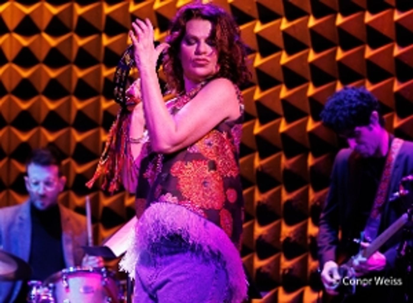 Photos: Sandra Bernhard Opens EASY LISTENING at Joe's Pub  Image