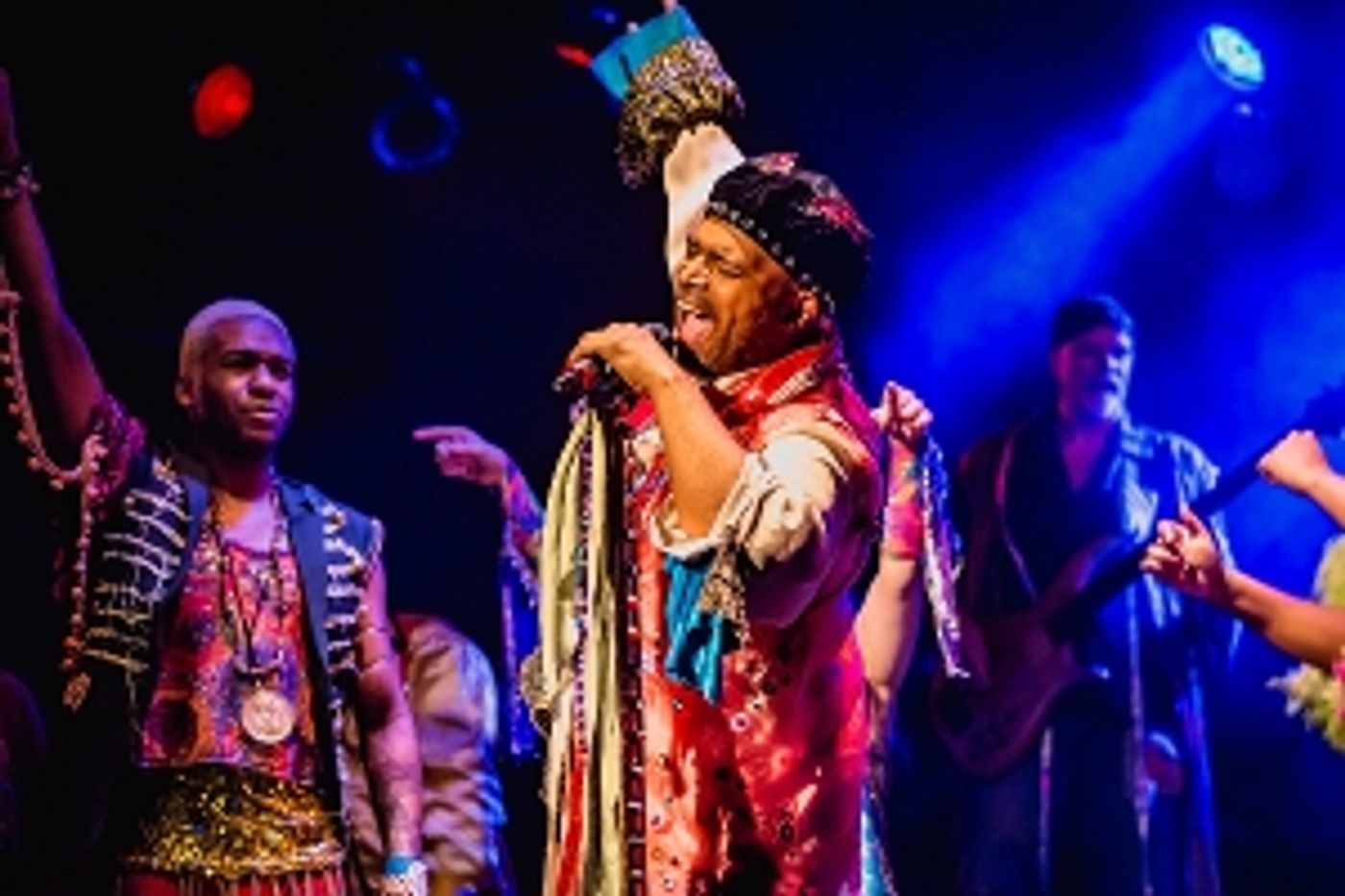 Interview: Julie Klein of THE DREAM AND BEYOND at Shadowbox Live  Image