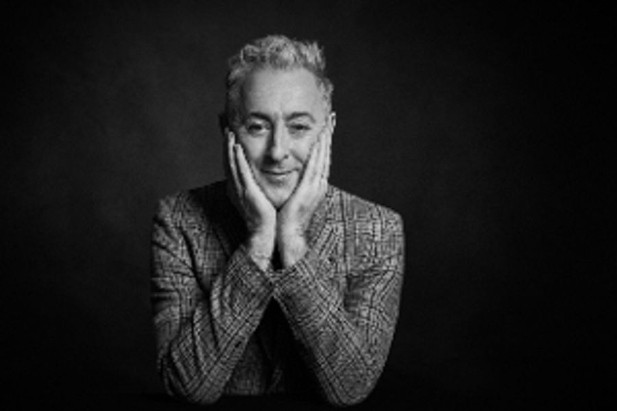 Interview: Alan Cumming on ALAN CUMMING IS NOT ACTING HIS AGE at Charlie McCombs Empire Theatre Image