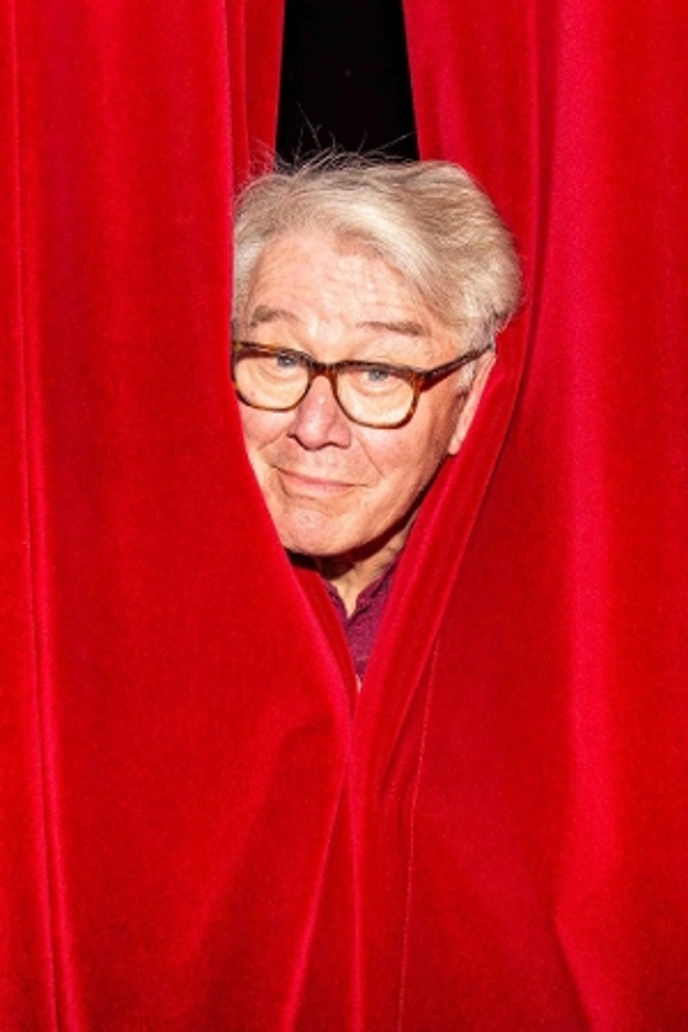 Feature: QETC'S LA CAGE AUX FOLLES To Star Barrie Stevens - Auditions Open!  Image