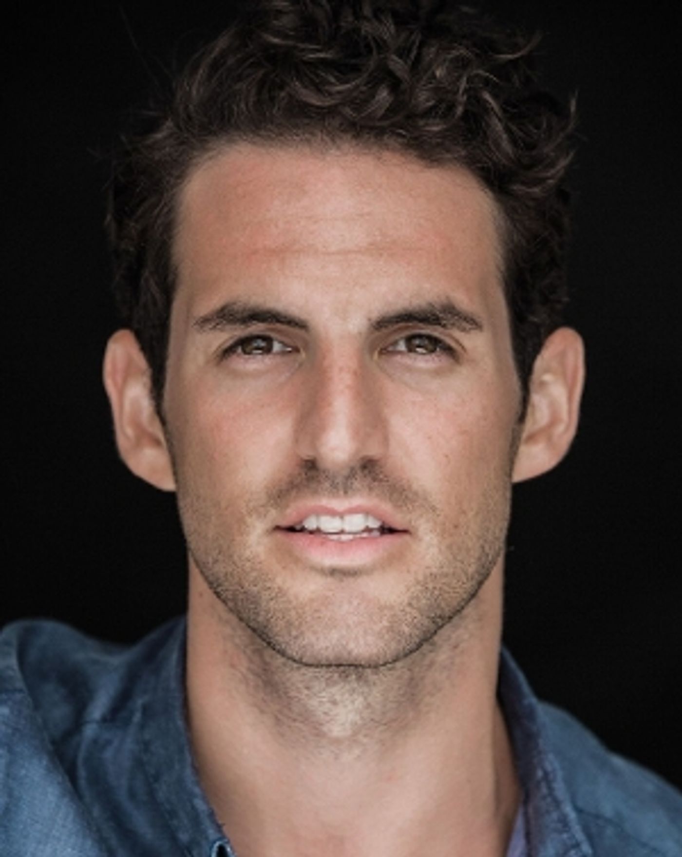 Interview: Chatting With John Riddle, Star of LES MISERABLES At The Muny  Image