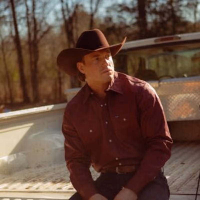 Feature: JADE EAGLESON BRINGS COUNTRY TO SOUTH POINT 400 PRE-RACE CONCERT Image