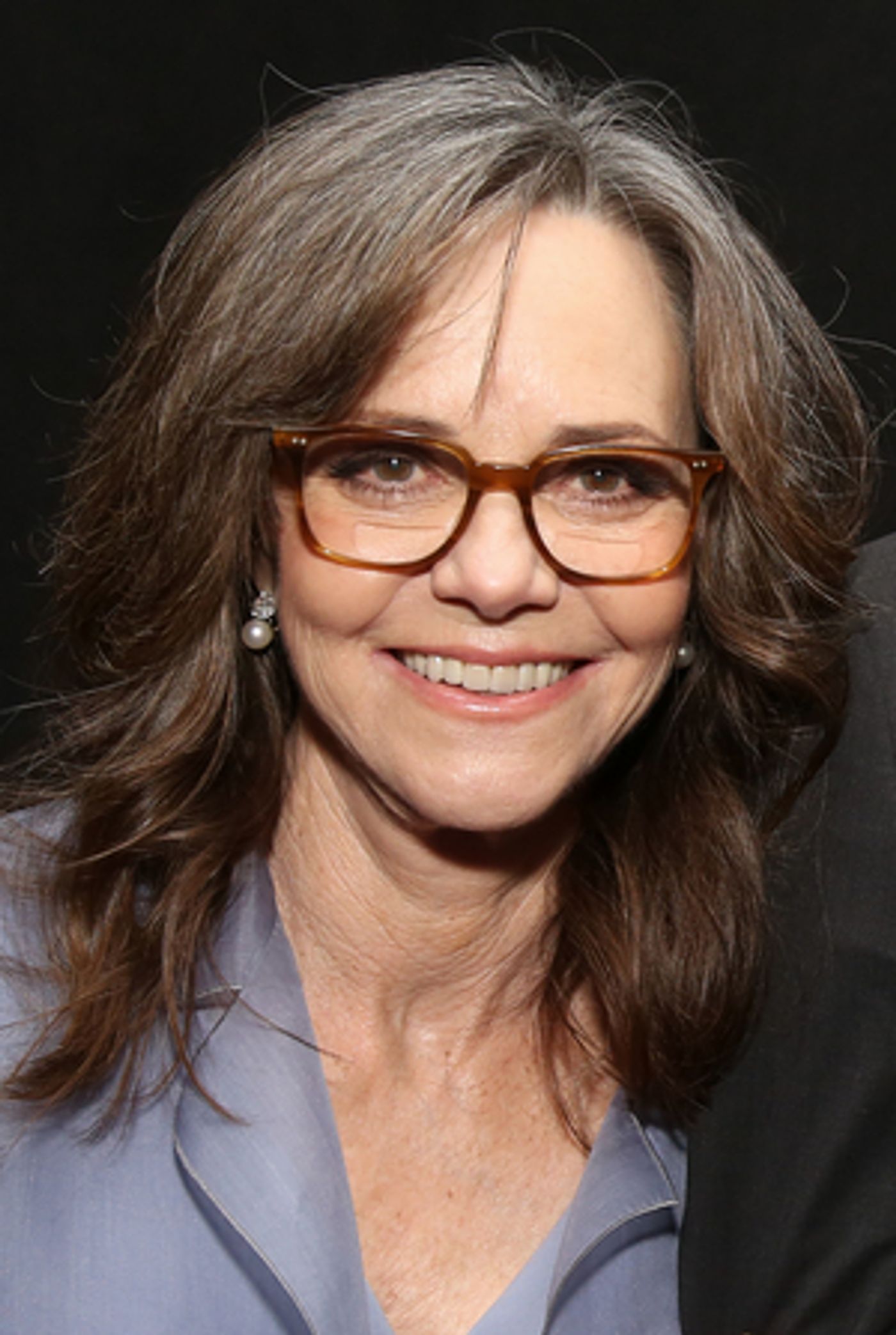 Sally Field, Linda Ronstadt, SESAME STREET, Michael Tilson Thomas and Earth, Wind & Fire Earn Kennedy Center Honors  Image