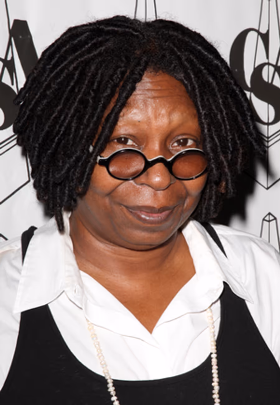 Whoopi Goldberg Returns to the Role of Deloris Van Cartier in SISTER ACT London Revival Image