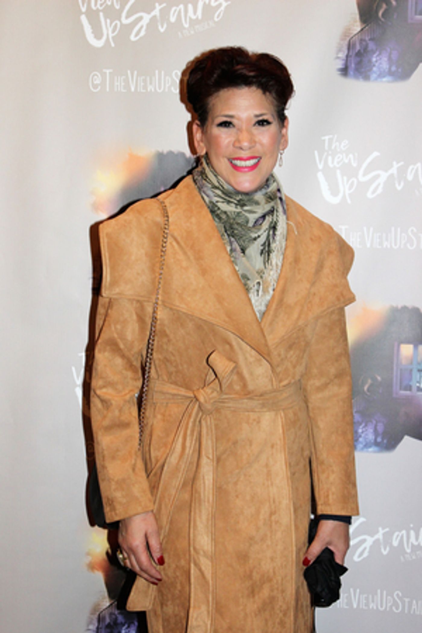 Full Cast Announced for MRS. DOUBTFIRE Including Cameron Adams, Doreen Montalvo, and More  Image