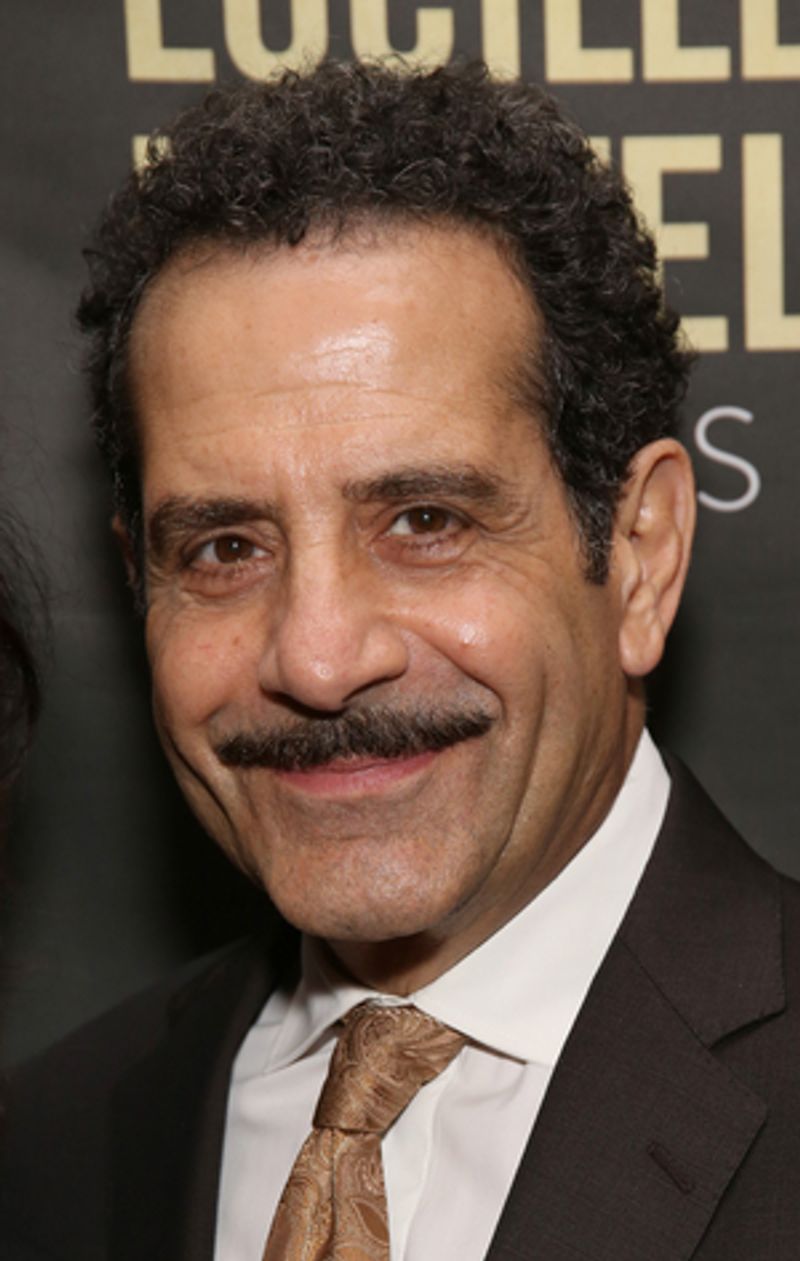 Tony Shalhoub Wins the SAG Award for Male Actor in a Comedy Series Image